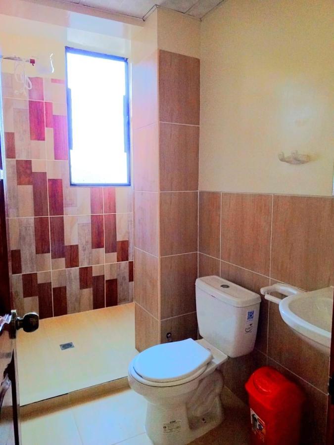 Jhonyximena Apartment Copacabana  Ngoại thất bức ảnh