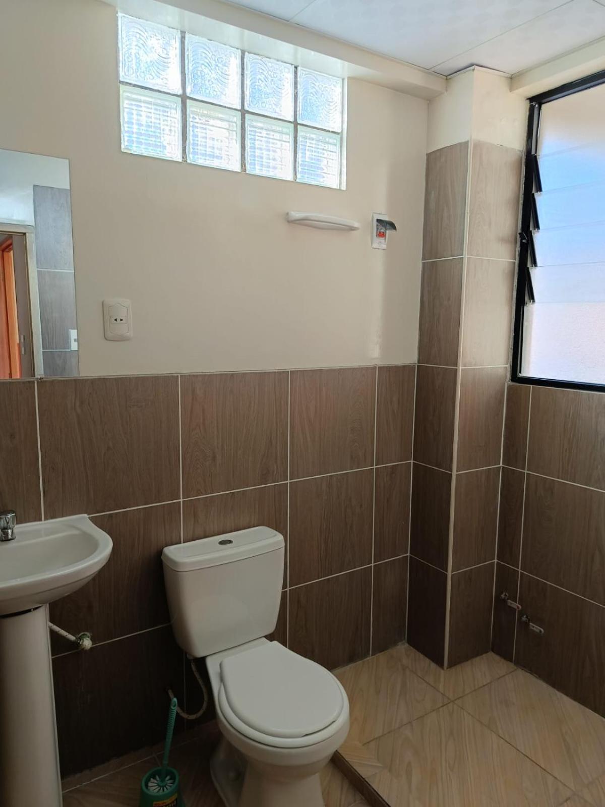 Jhonyximena Apartment Copacabana  Ngoại thất bức ảnh