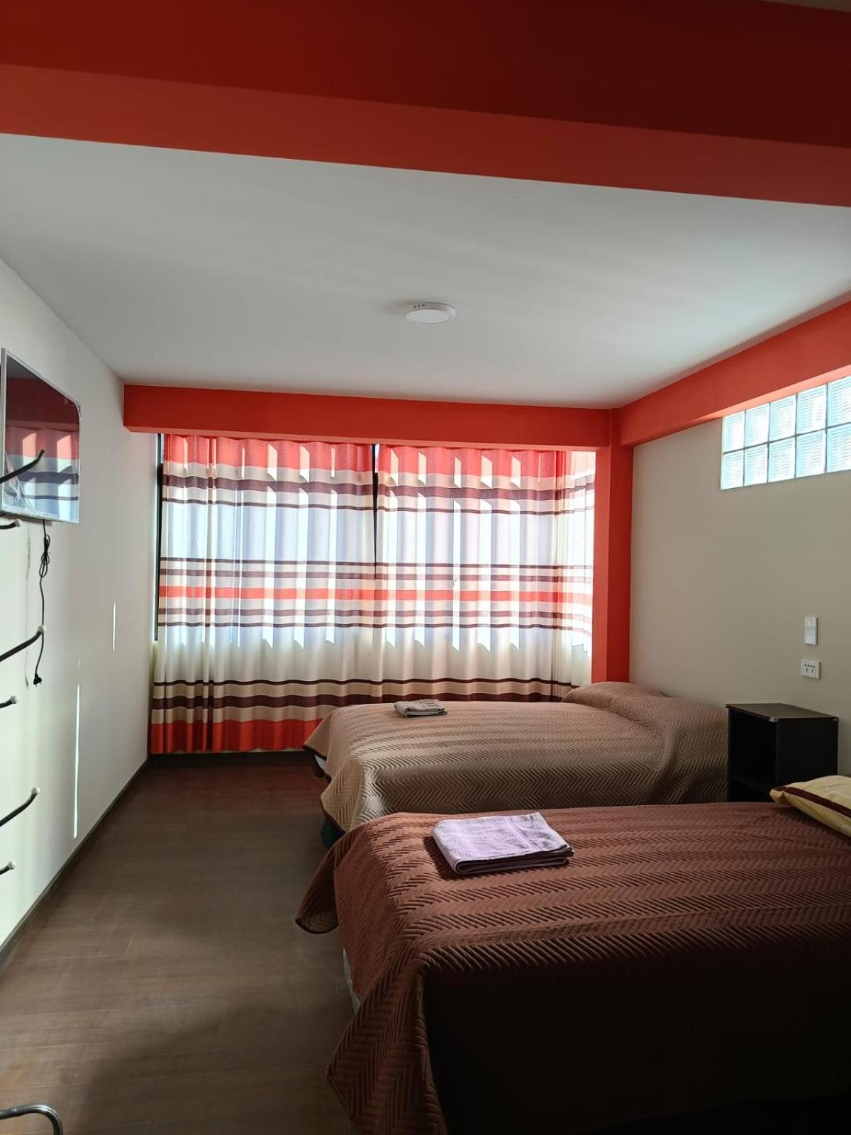 Jhonyximena Apartment Copacabana  Ngoại thất bức ảnh